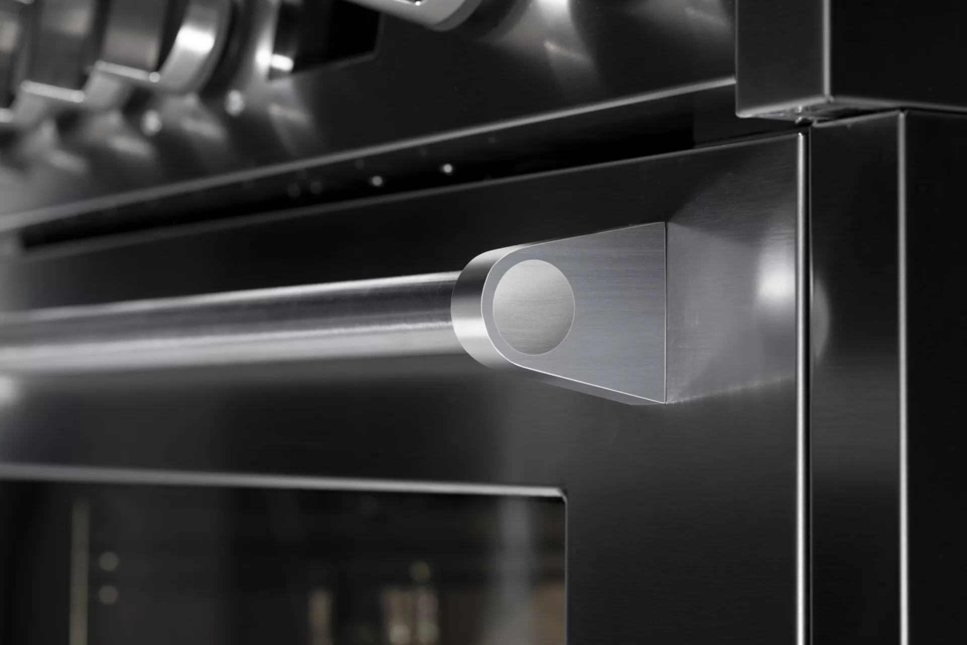 STEEL fornuis met inductie kookplaat ASWA Keukens 4