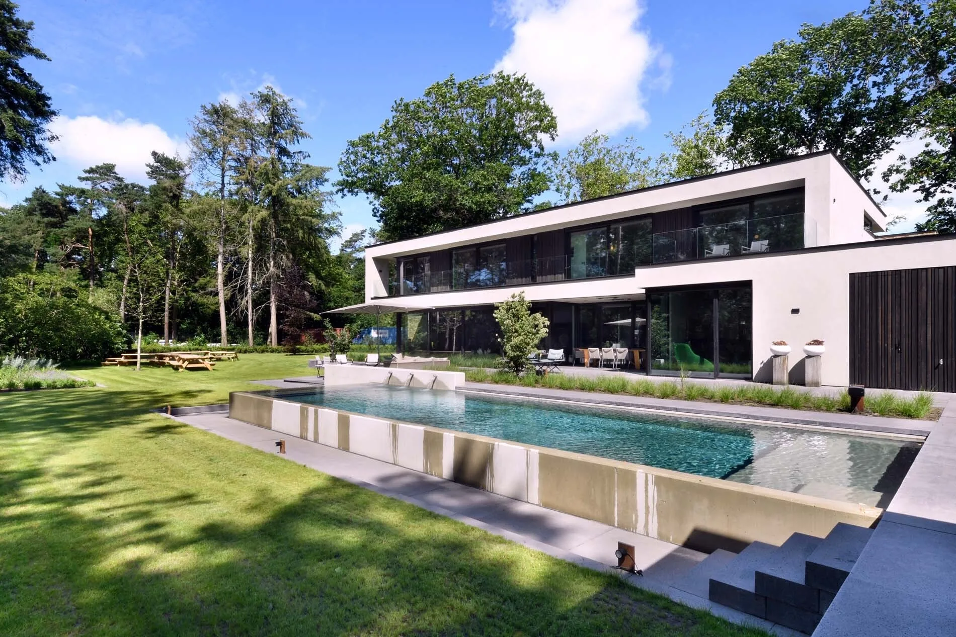 Unieke villa in de bossen The Art of Living ASWA Keukens 77