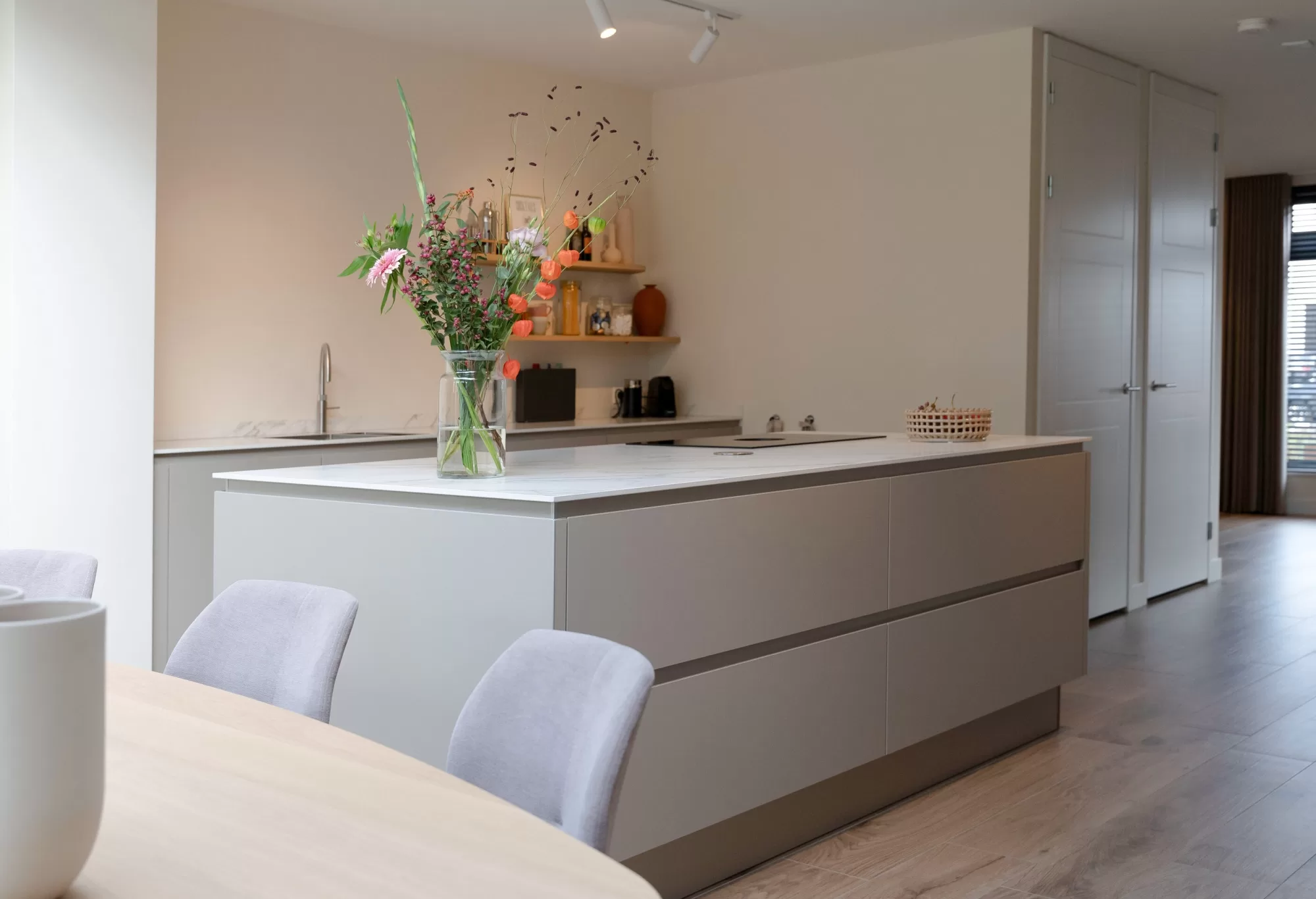 Klantervaring Philippe en Nicole Scandinavische witte keuken, ASWA Keukens