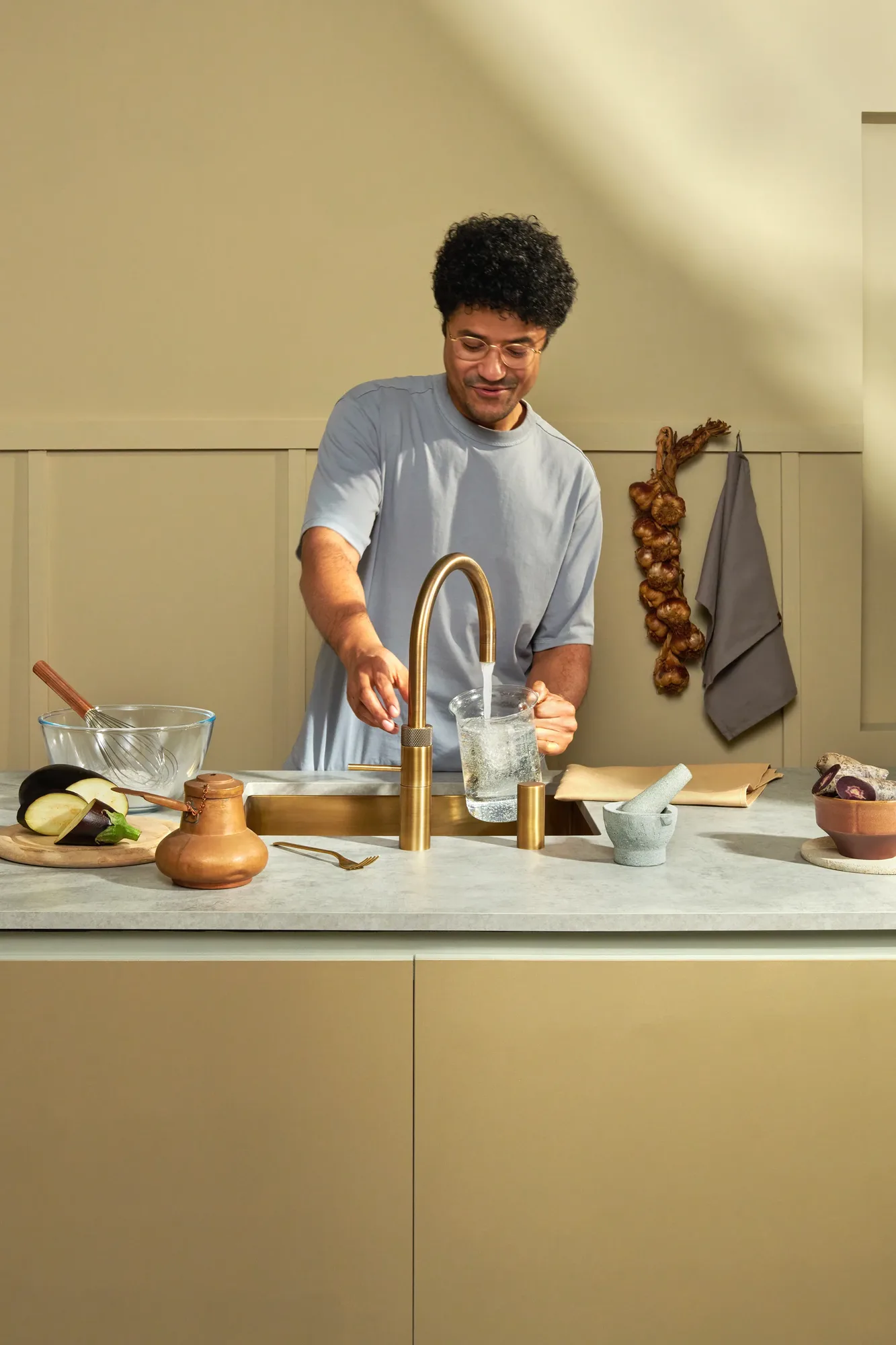 Quooker Fusion Round Patinated Brass ASWA Keukens