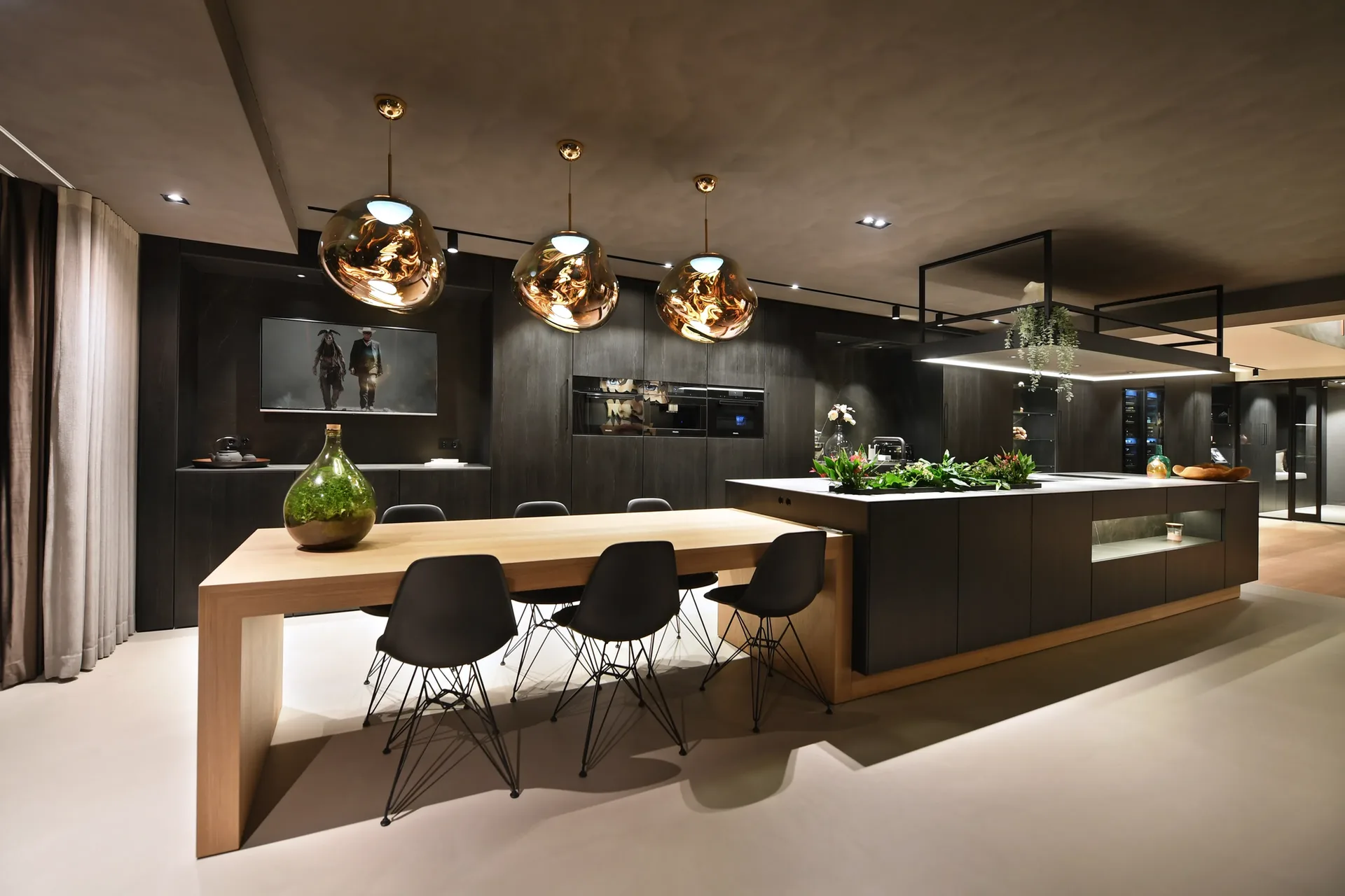 Donkere SieMatic maatwerkkeuken met luxe inbouwapparatuur The Art of Living ASWA Keukens 205050 3