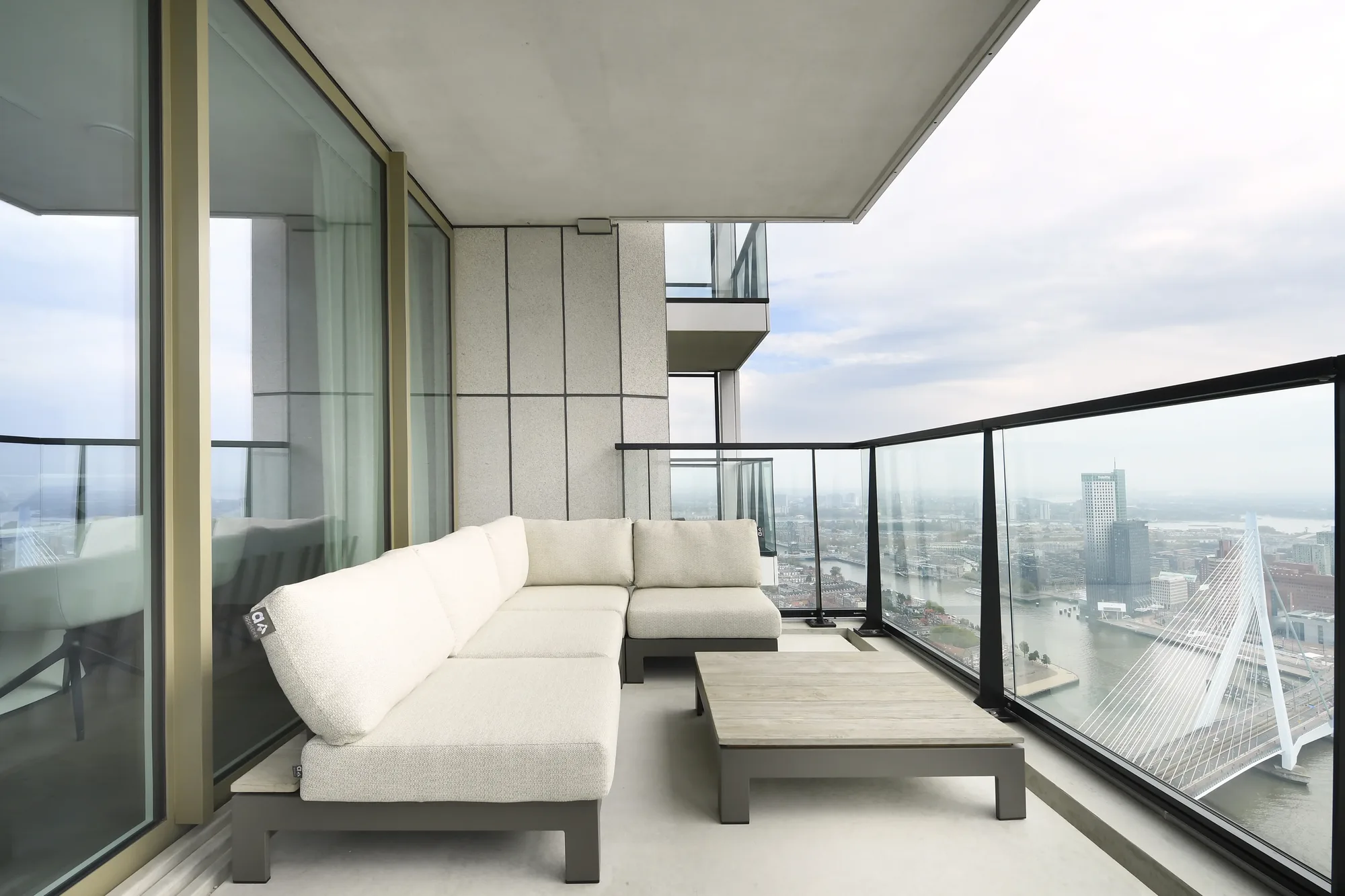 Penthouse in Rotterdam Sanne Kurvers Interiors balkon terras The Art of Living ASWA Keukens 711253