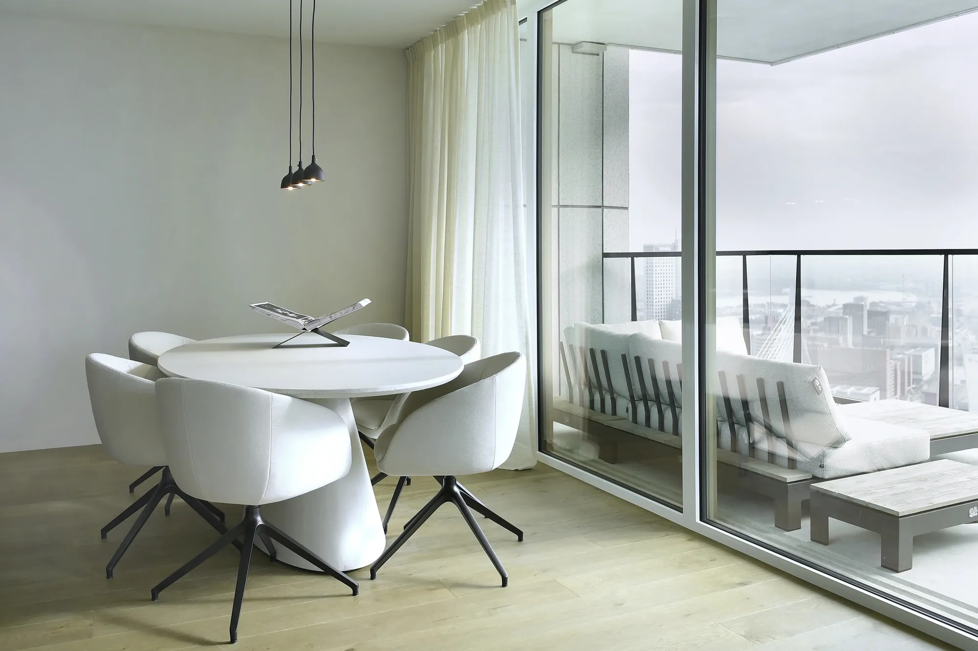 Penthouse in Rotterdam Sanne Kurvers Interiors eetkamer The Art of Living ASWA Keukens 711253