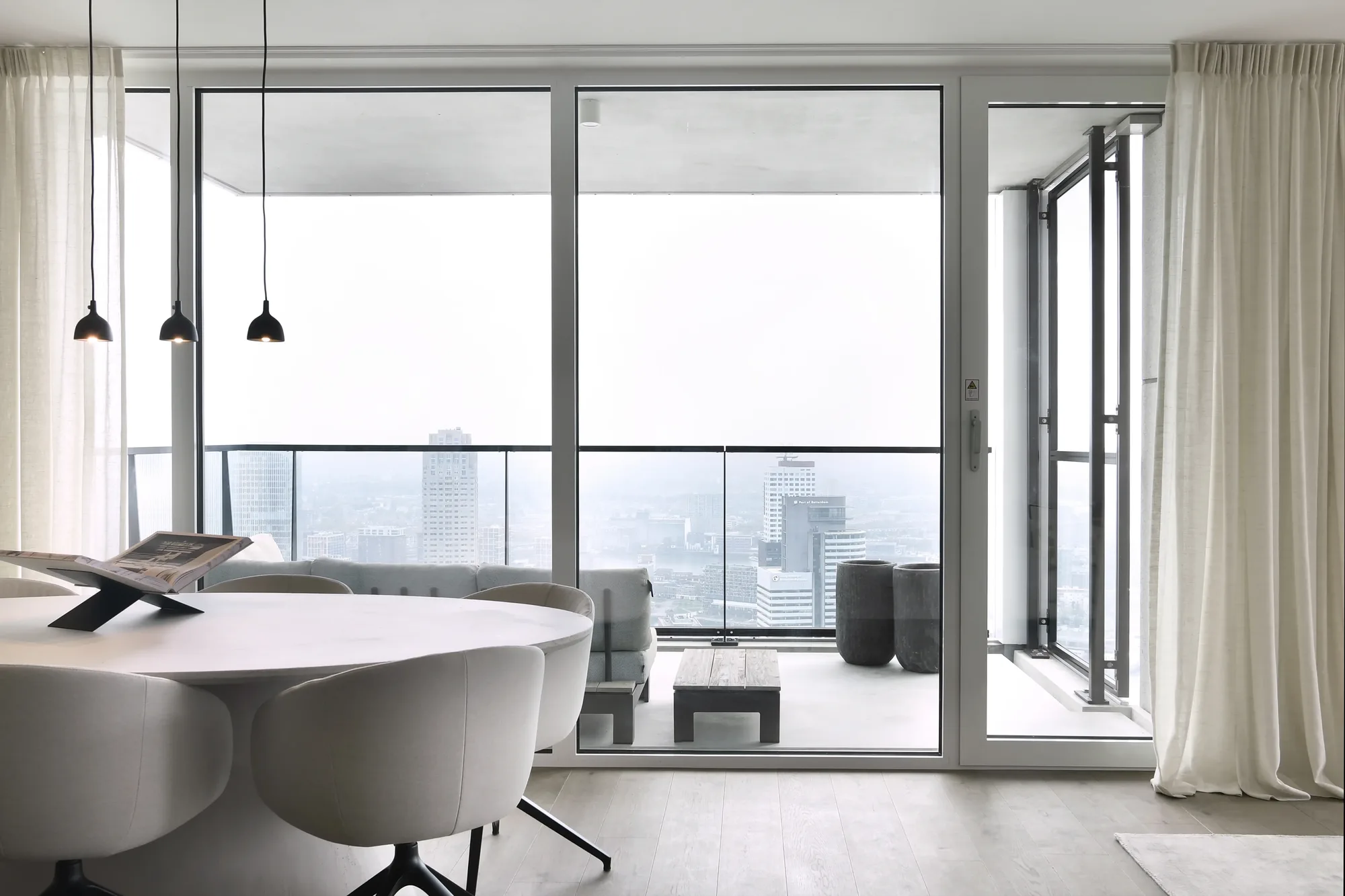 Penthouse in Rotterdam skyline Zalmtoren The Art of Living ASWA Keukens 711253