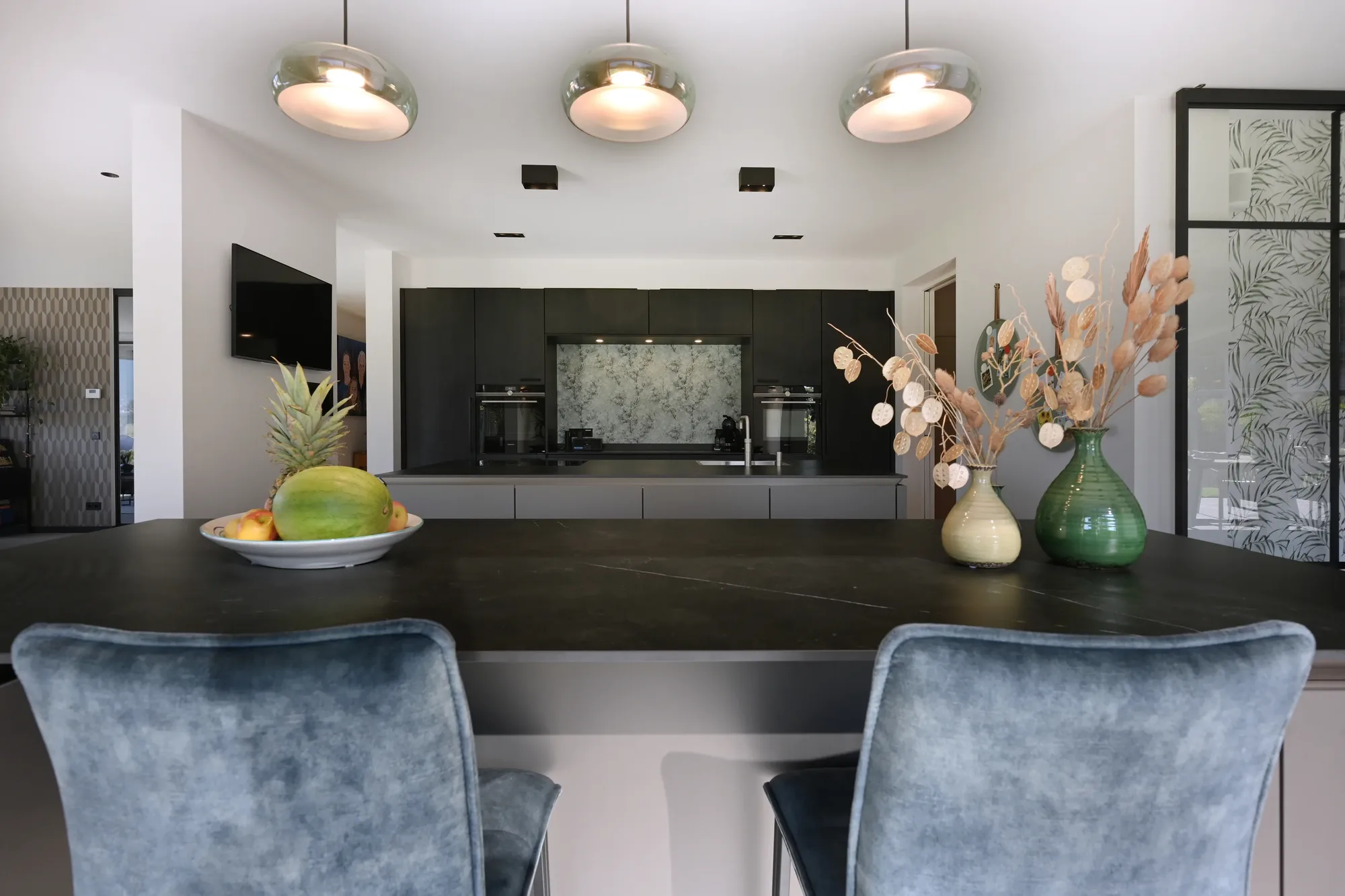 Landelijk moderne villa met zwarte luxe keuken Exclusief project The Art of Living ASWA Keukens 205392