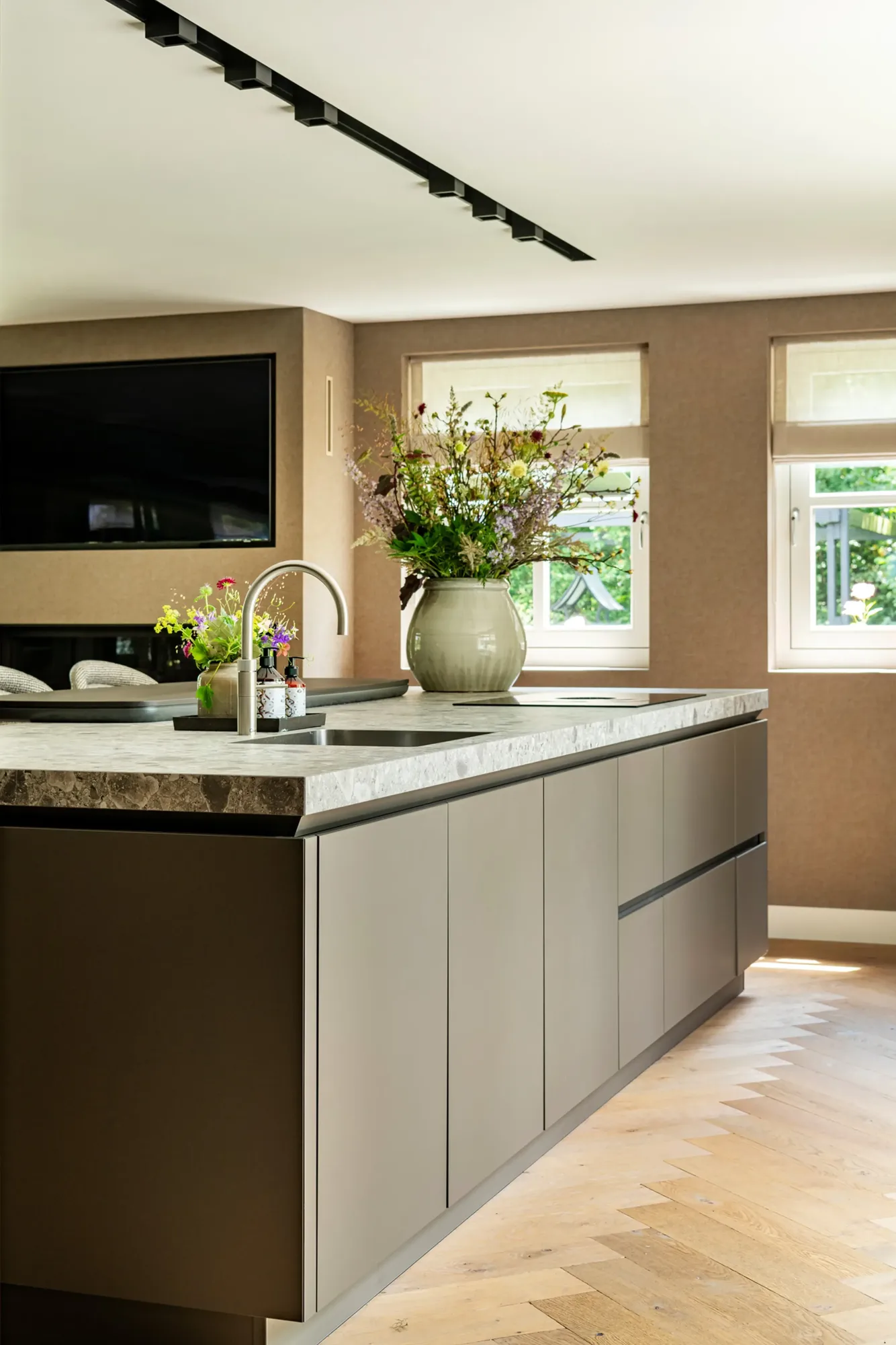 Moderne SieMatic keuken met matte lakfronten