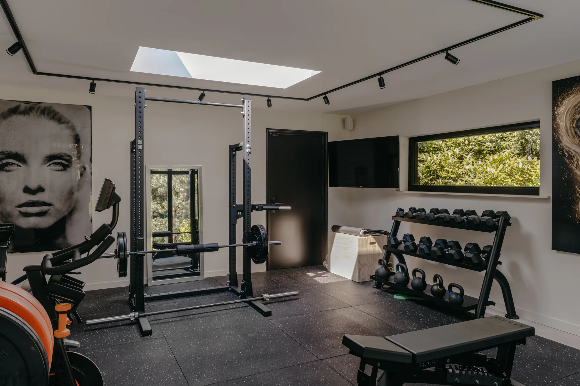 Brabantse villa met oog voor esthetiek gym ASWA Keukens The Art of Living 220425