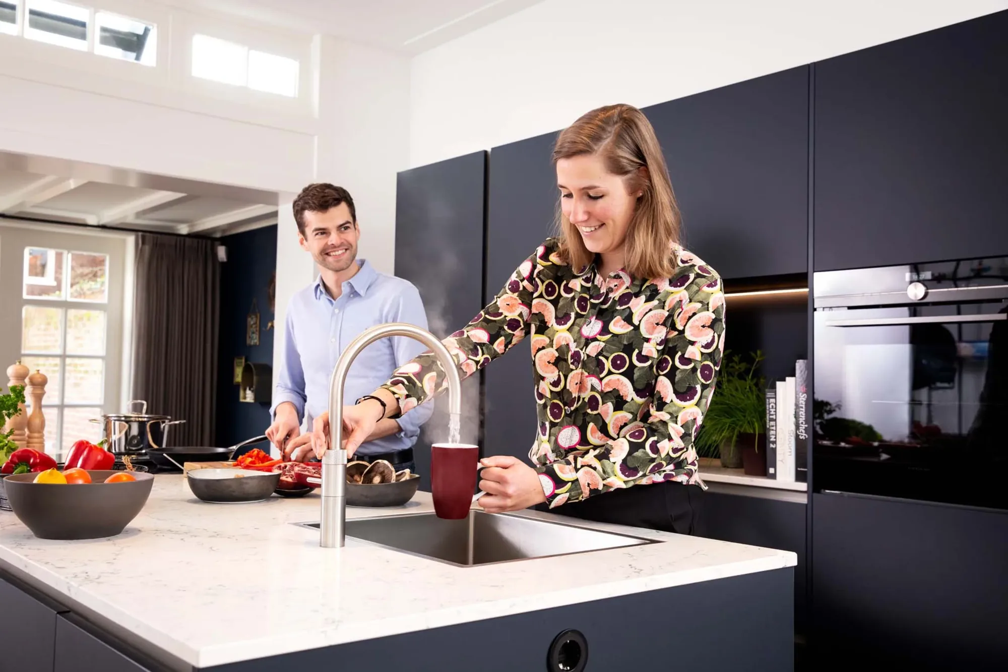 Quooker Combi Fusion Round in blauwe keuken ASWA Keukens