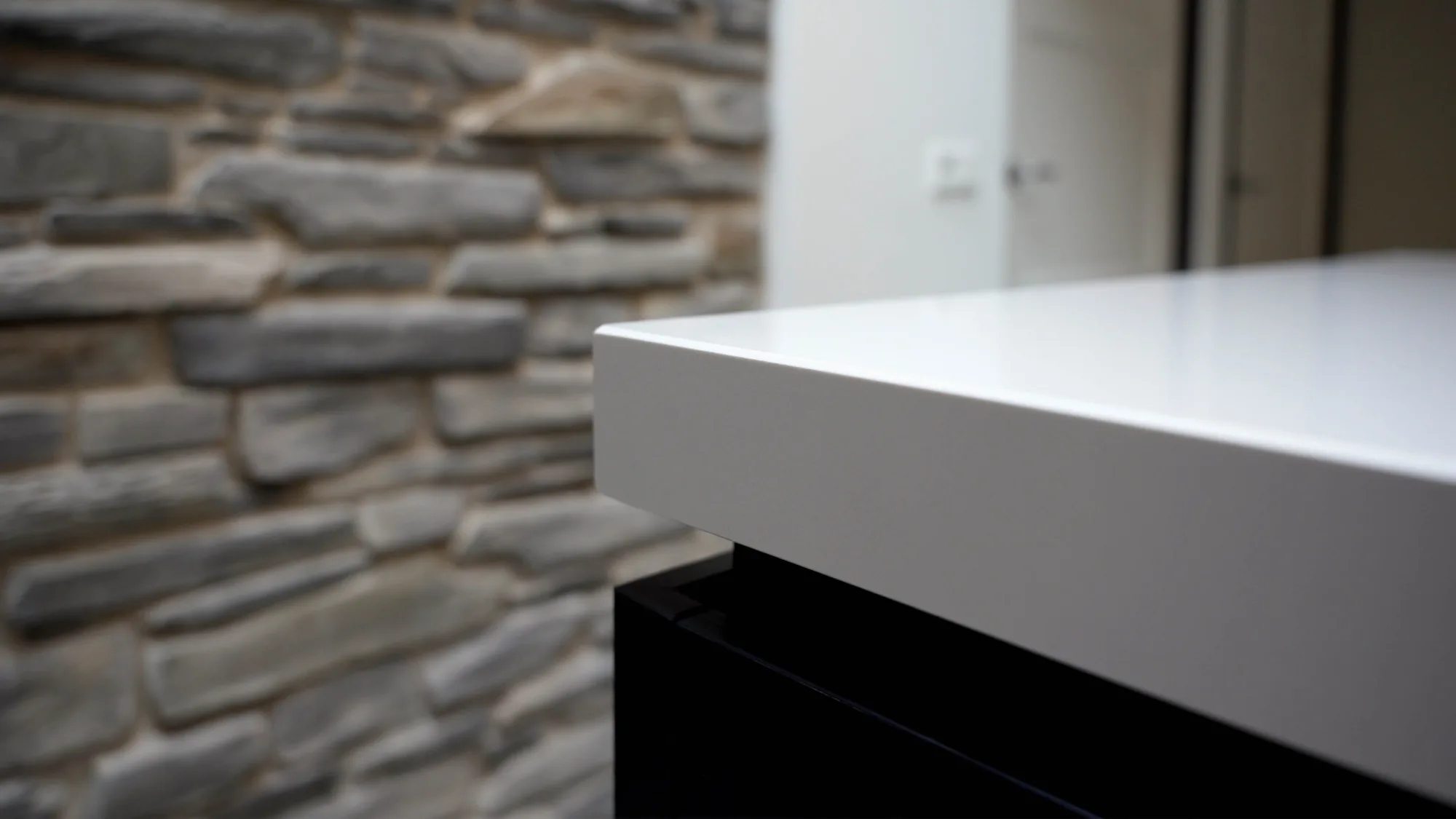 Jetstone composiet werkblad Plain White Gepolijst ASWA Keukens