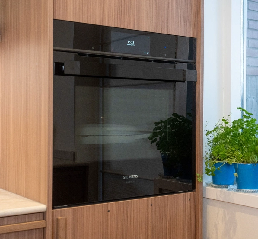 Warme houttinten Japandi keuken interieur ASWA Keukens