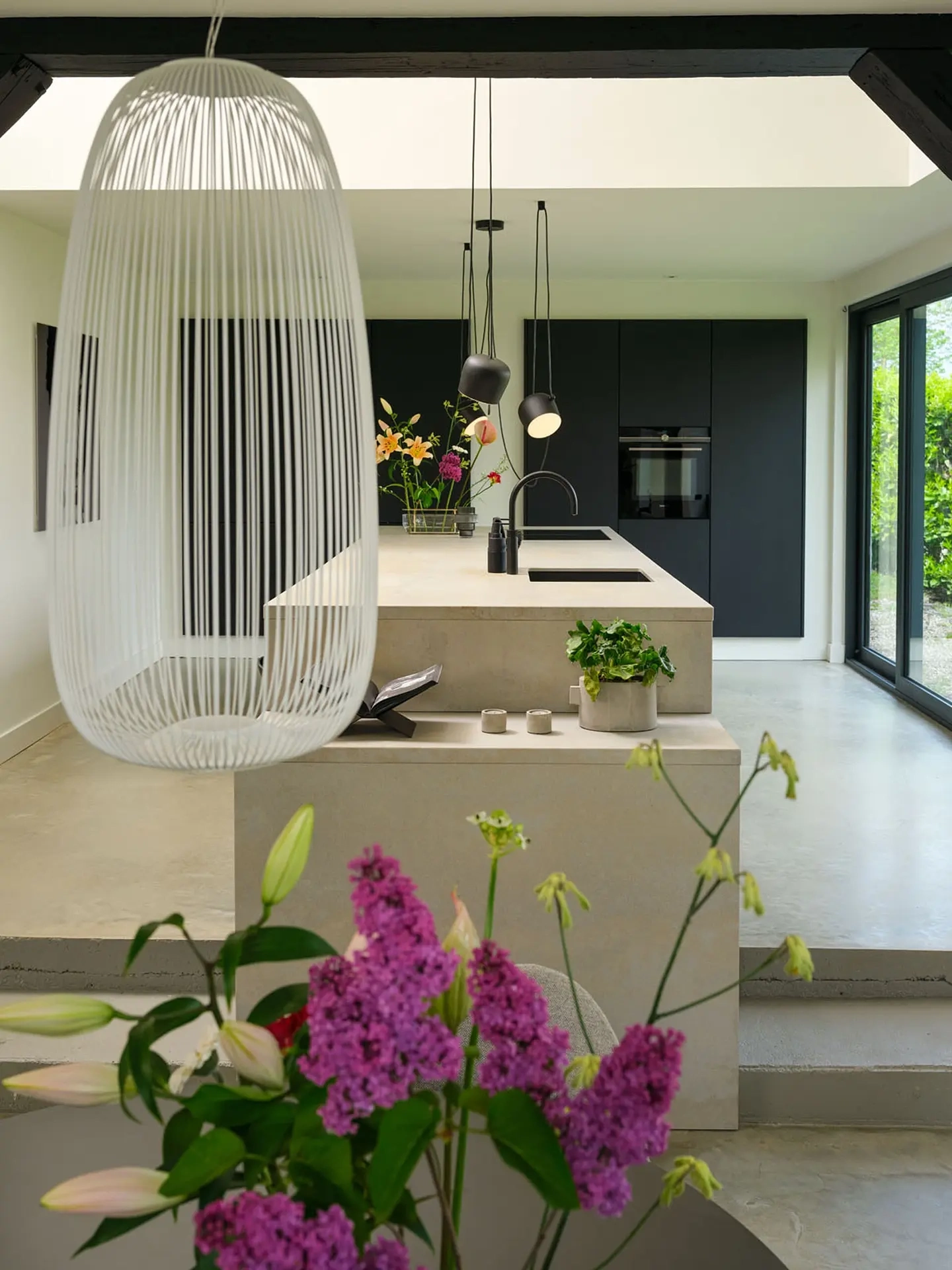 Moderne SieMatic PURE keuken in een historische boerderij nabij Nijmegen.