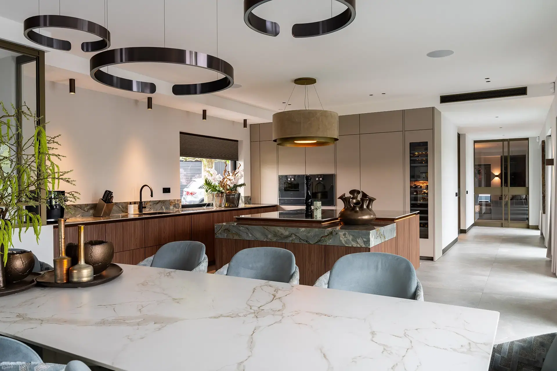 Luxe SieMatic SLX keuken met kookeiland, Quooker en minimalistisch design in Amstelveen.