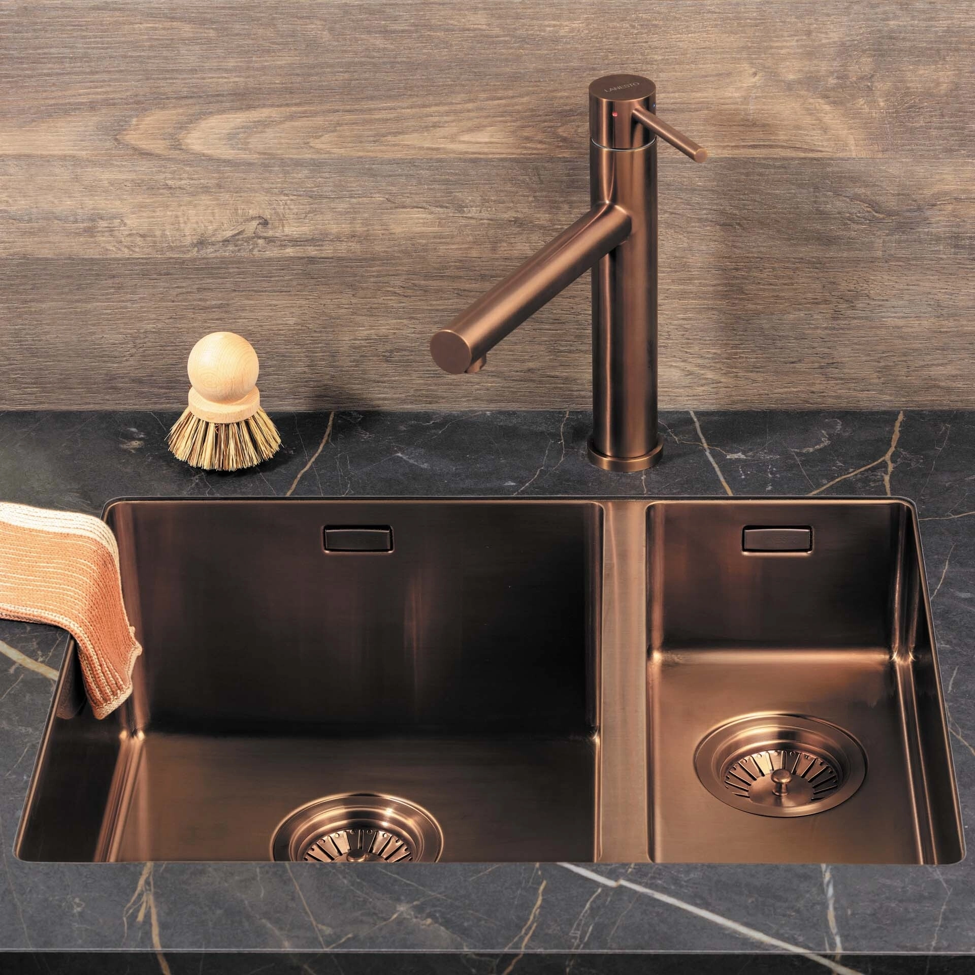 Gootsteen schoonmaken ASWA Keukens