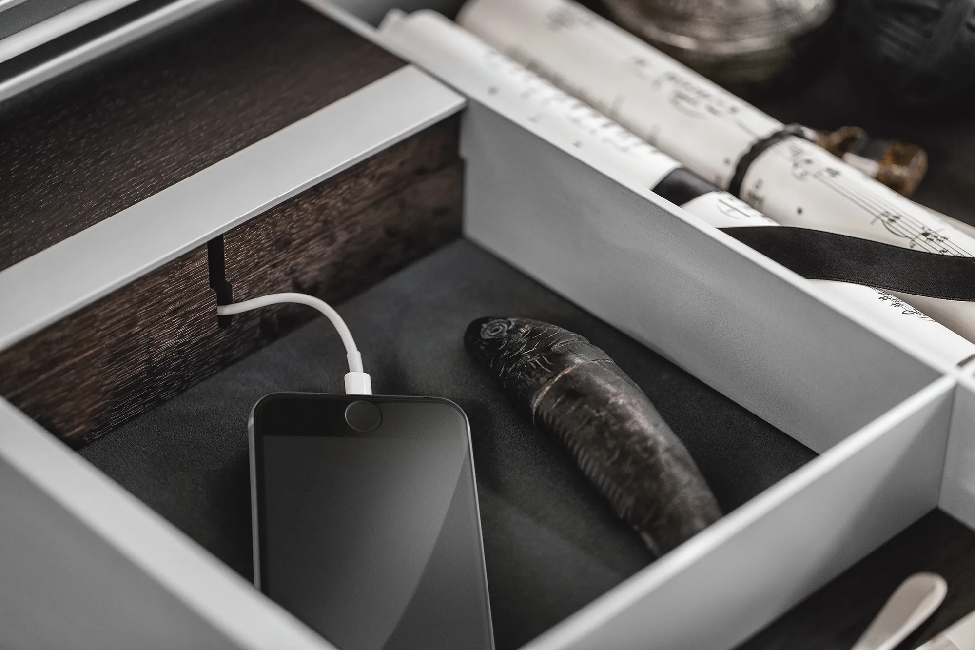 Sie Matic accessoires telefoonlader in de keuken ASWA Keukens