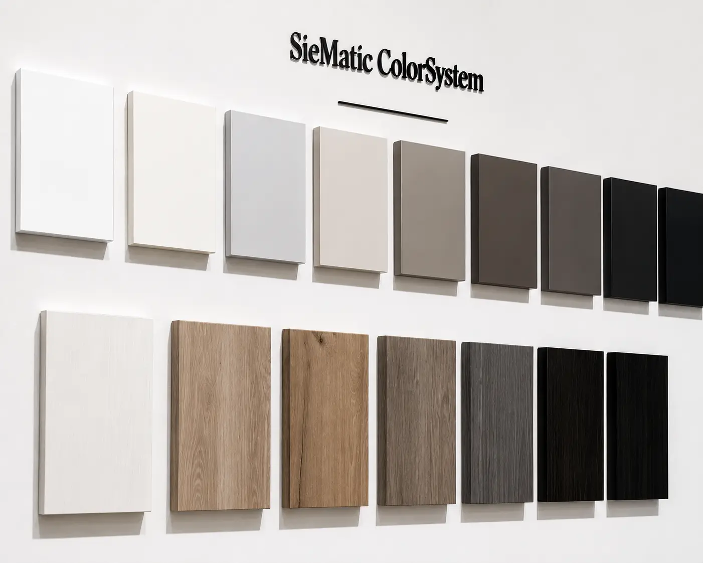 SieMatic ColorSystem met kleur en houtfineer materiaalstalen