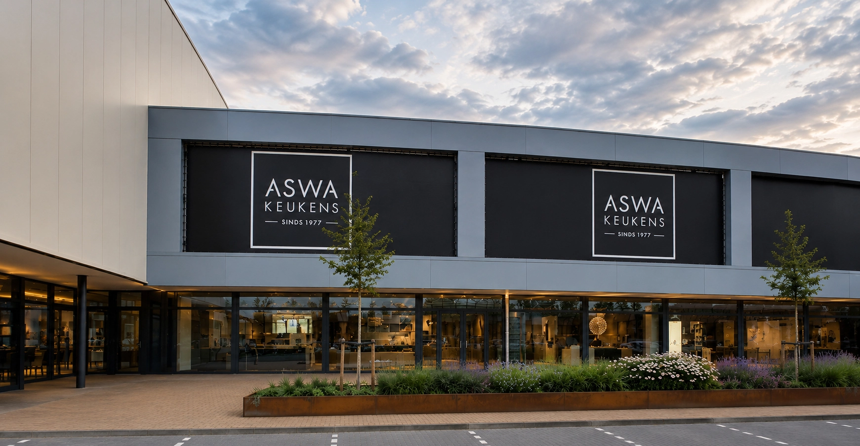 Buitenzijde van de showroom van SieMatic by ASWA Keukens Dordrecht met de kenmerkende ASWA Keukens gevel.