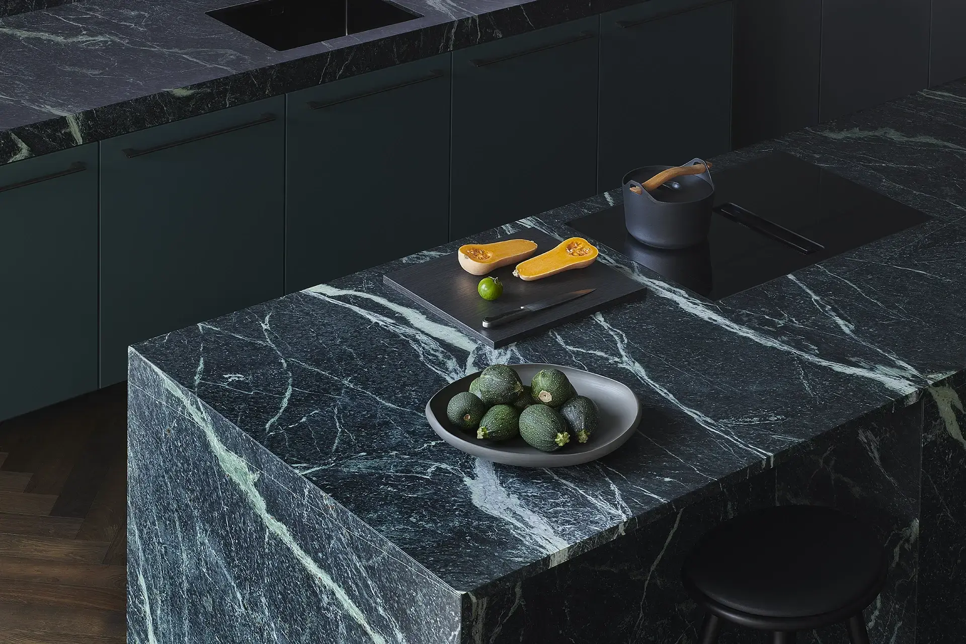 Natuurstenen look werkblad in een SieMatic SC/SE keuken.