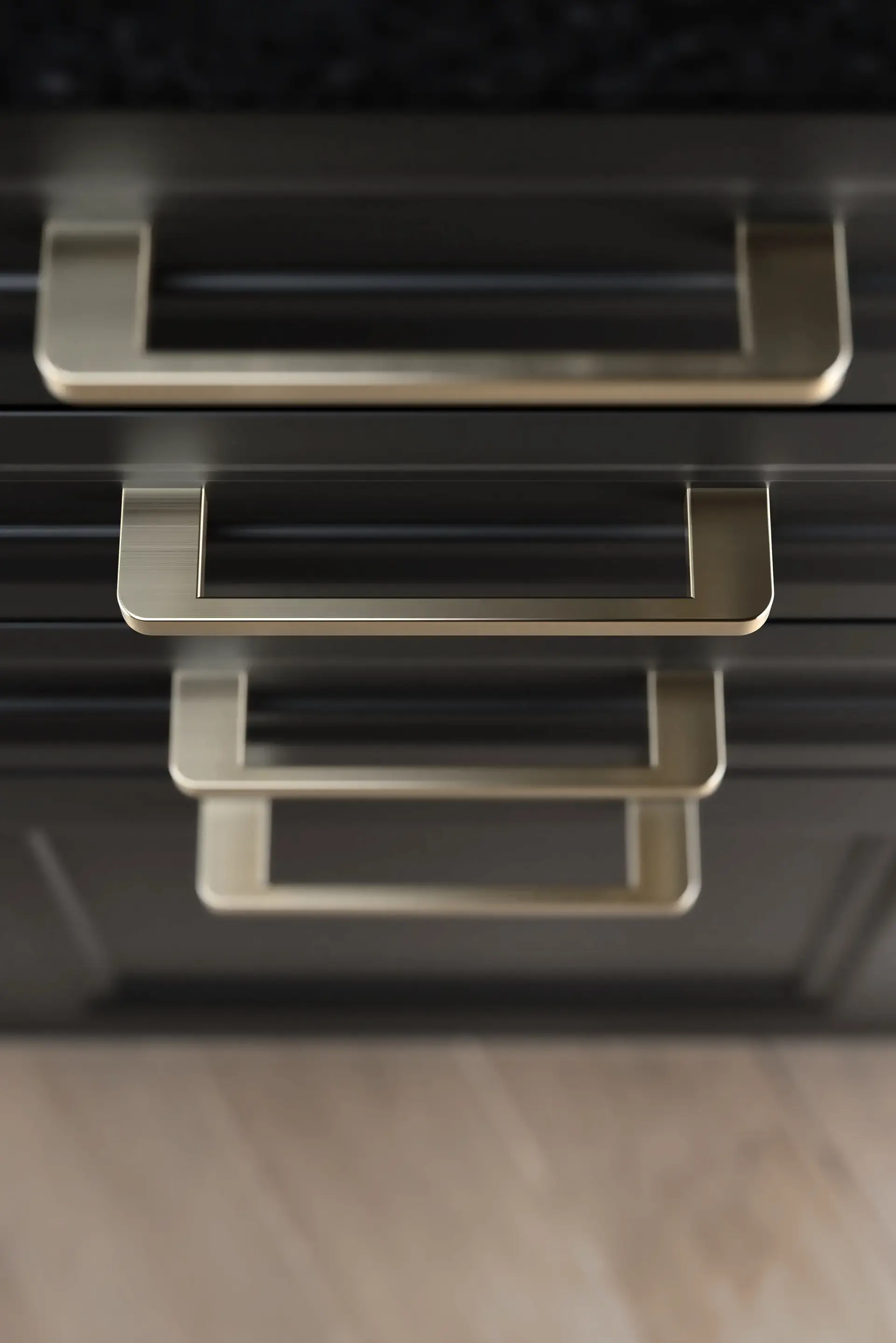Metalen handgrepen als verfijnd designelement in een SieMatic SC/SE keuken.