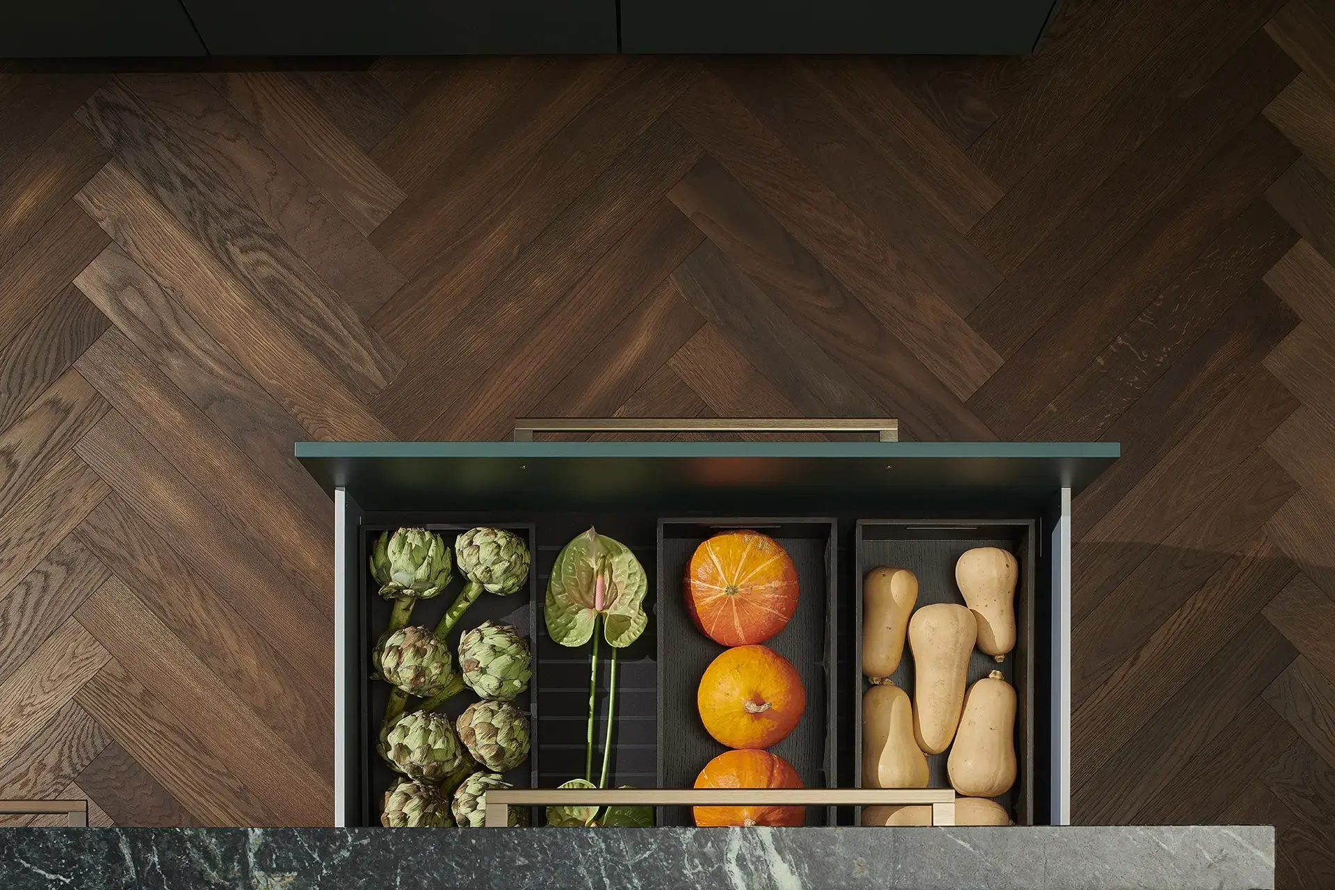 Opberglade met flexibele indeling in een SieMatic SC/SE keuken.