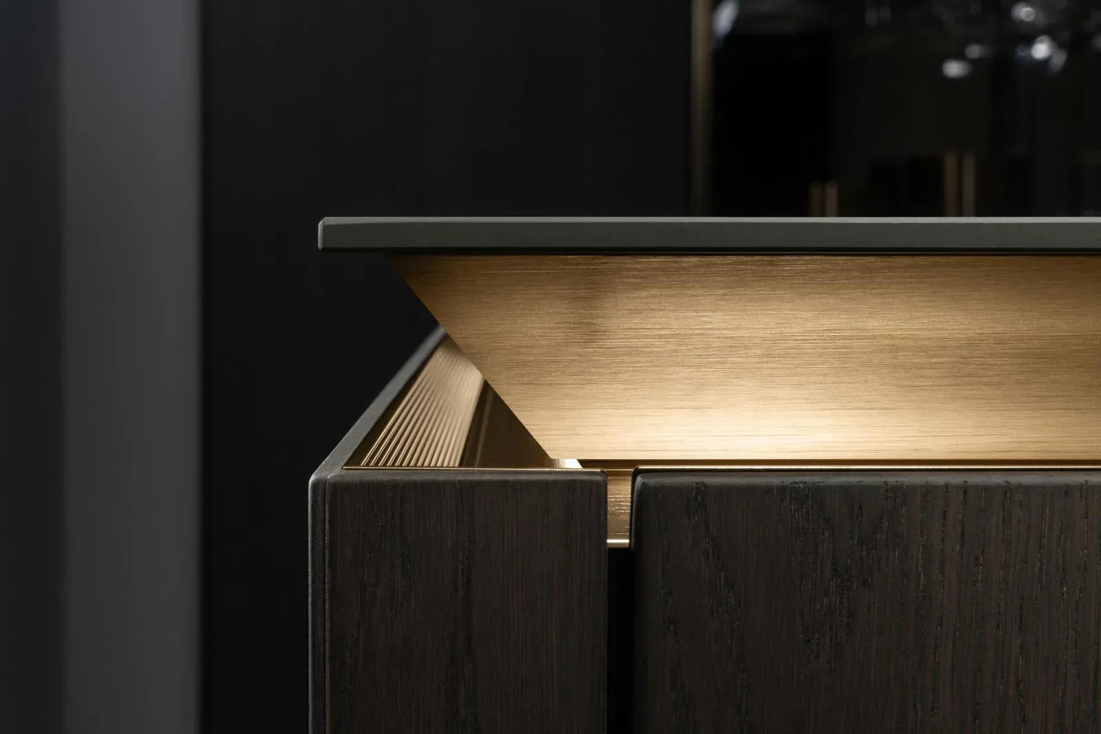 SieMatic SLX optically floating countertop with integrated LED lighting