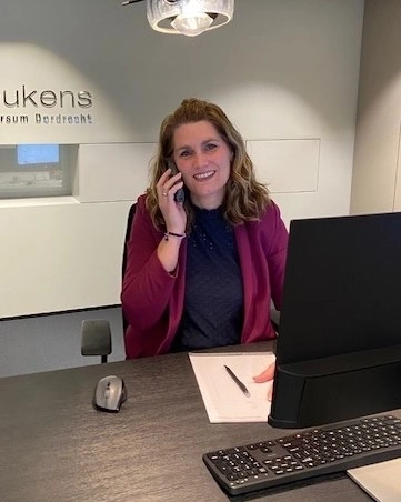 Administratie Kelly van der Bruggen ASWA Keukens Helmond